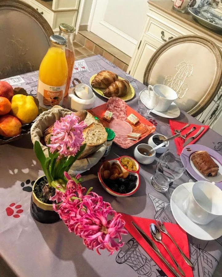 Bed and Breakfast La Tour Cachee Мортен Экстерьер фото